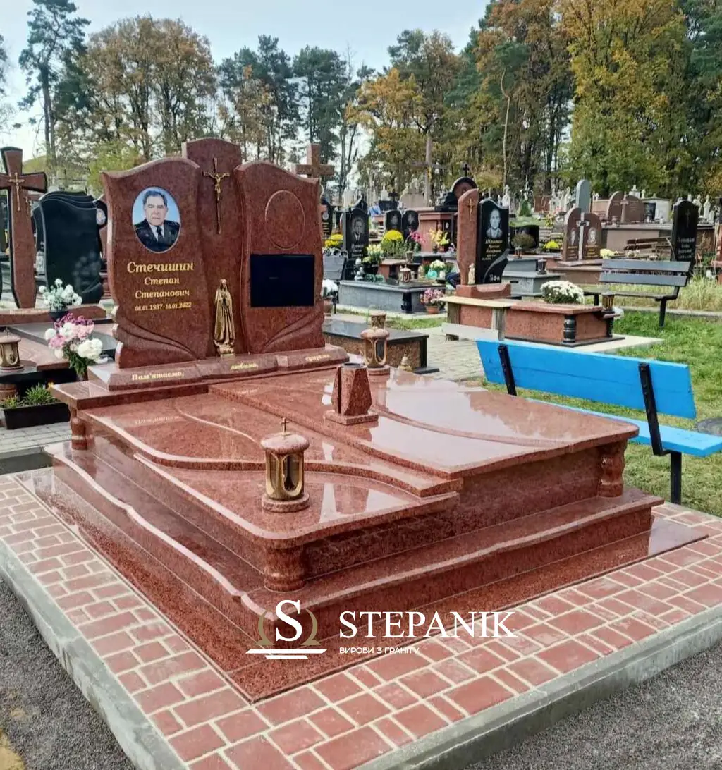 Пам’ятник двійний №382