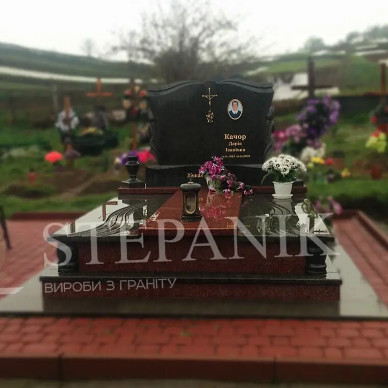 Пам’ятник двійний №346