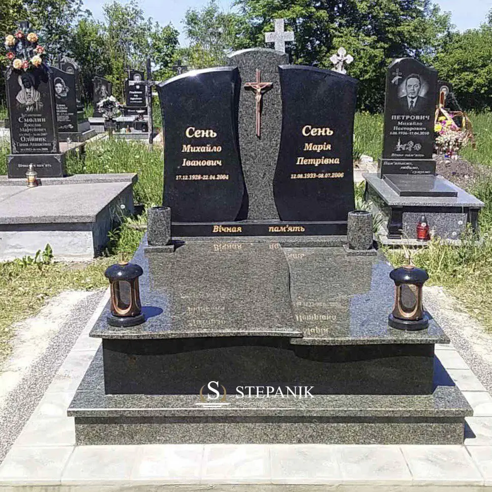 Пам’ятник двійний №360