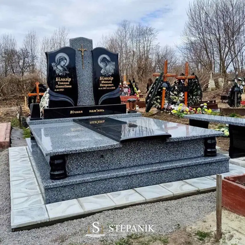 Пам’ятник двійний №359