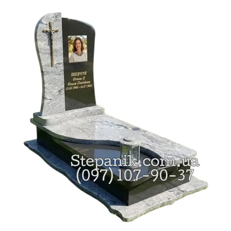 Одинарний пам'ятник з граніту Вісконт та Габро фігурний (Модель 27)