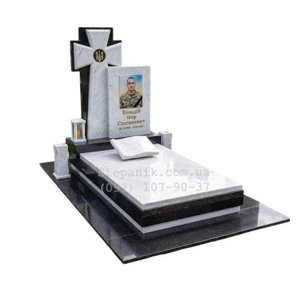 Пам'ятник для військового з мармору та габро з хрестом (Модель 156)