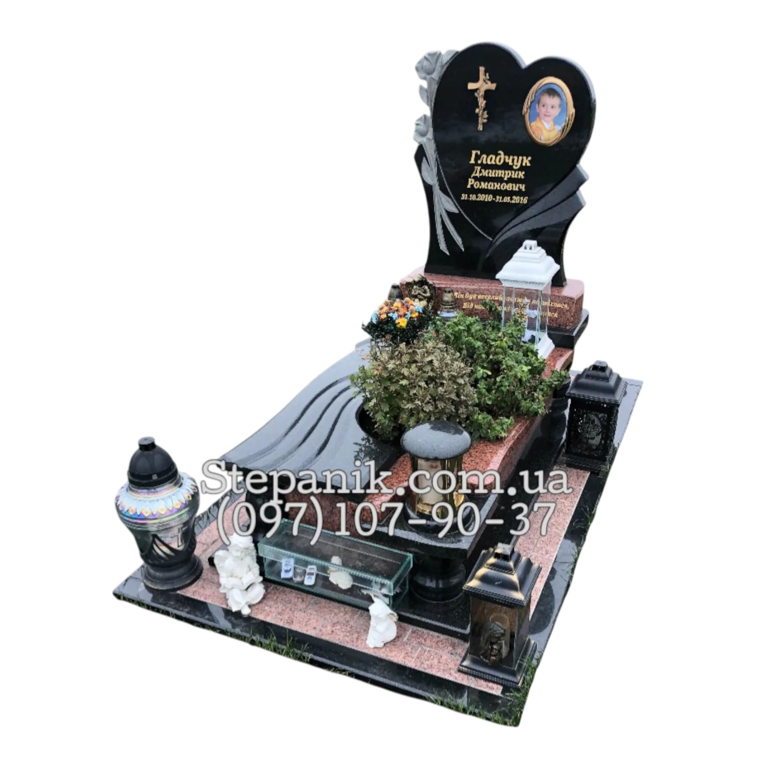 Дитячий пам'ятник з квітами (Модель 179)